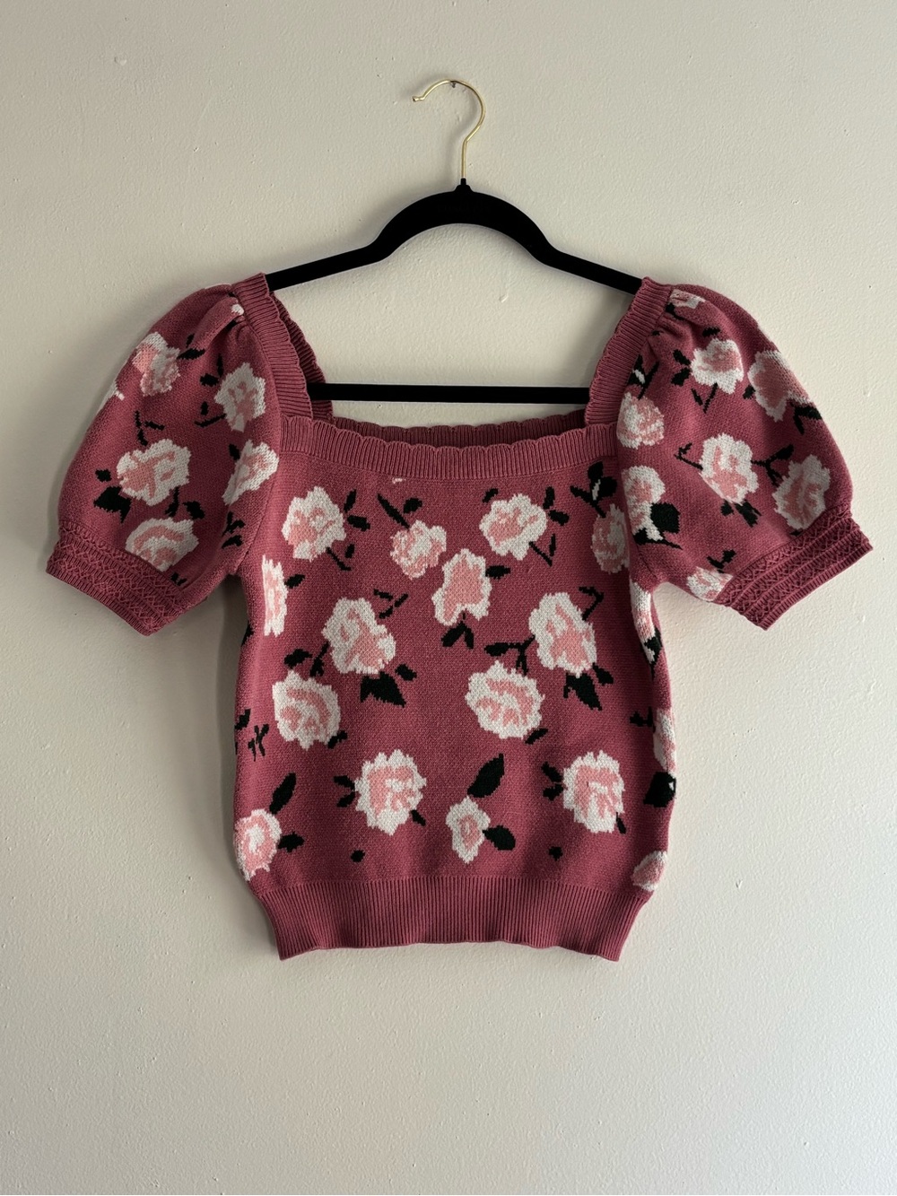 Square-Neck Floral Puff-Sleeve Sweater Top - Rose Pink